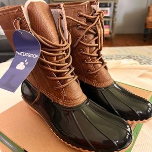 New Never Worn Waterproof duck boots - faux fur lined, dark brown